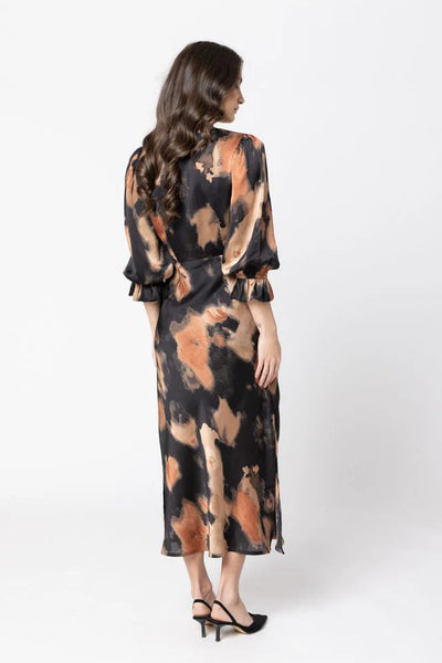SEEKING LOLA - INVITING DRESS - SMUDGE