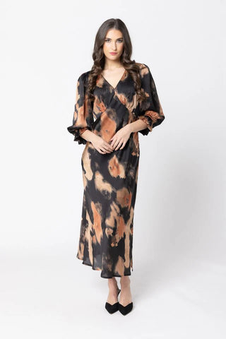 SEEKING LOLA - INVITING DRESS - SMUDGE