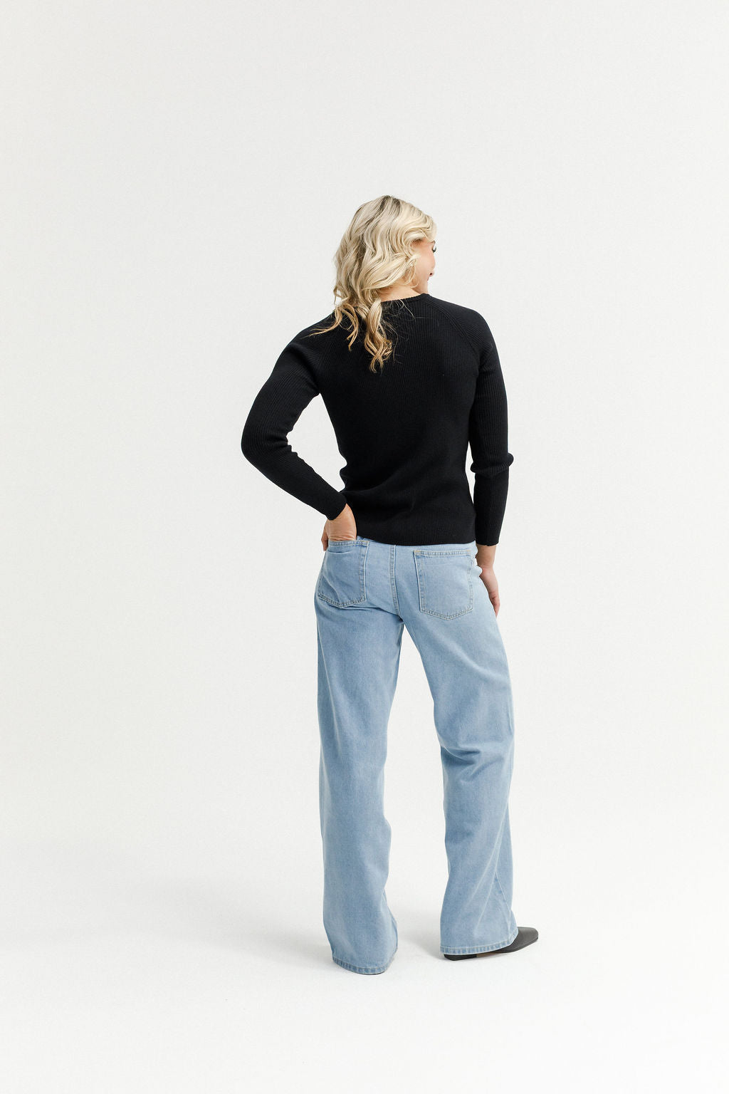 HOMELEE - KNOX LONG SLEEVE - BLACK