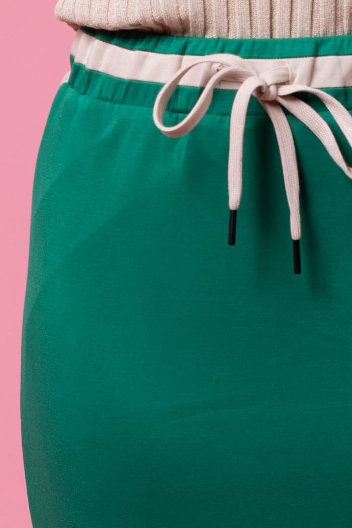 CHARLO MATTIE SWEATER SKIRT - GREEN