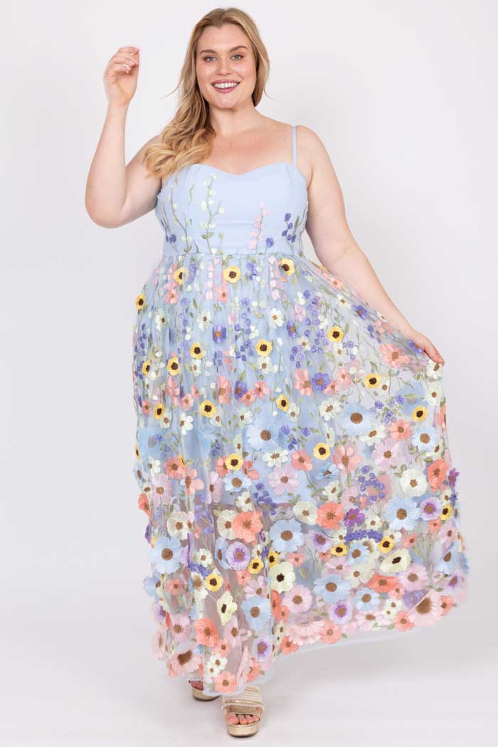 AUGUSTINE - SAVANNAH EMBROIDERED LACE MAXI DRESS - BABY BLUE