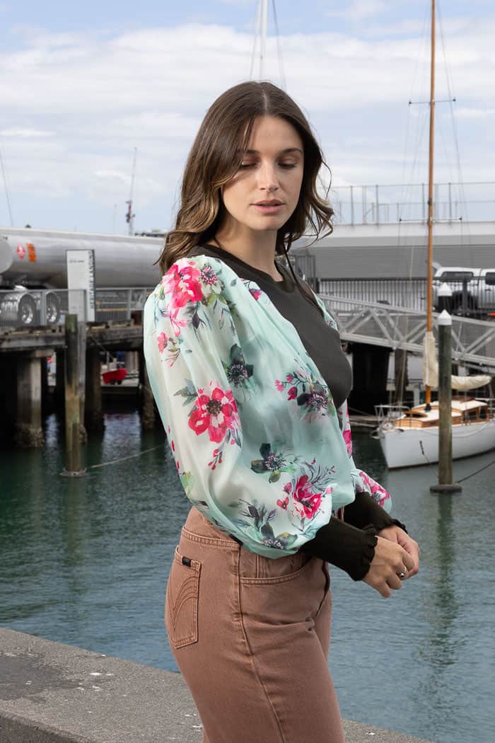 AUGUSTINE - LUCIA TOP - KHAKI FLORAL