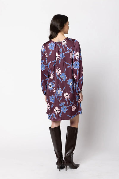 SEEKING LOLA SHIFT DRESS - MERLOT BLOSSOM