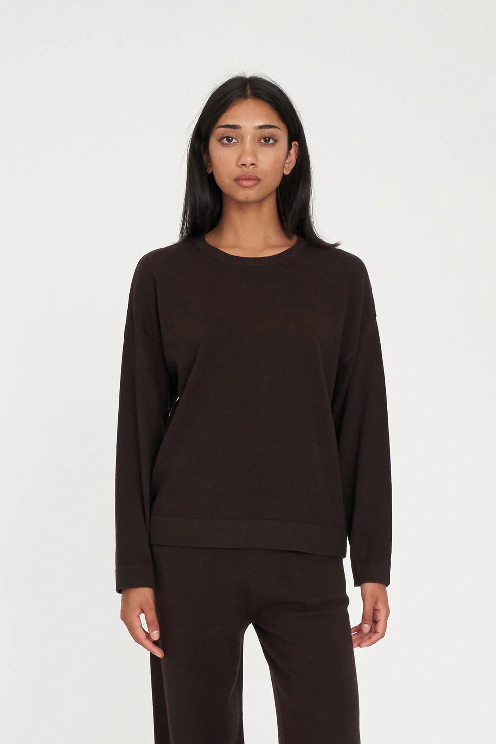 HUFFER - MERINO NEVE CREW - CHESTNUT