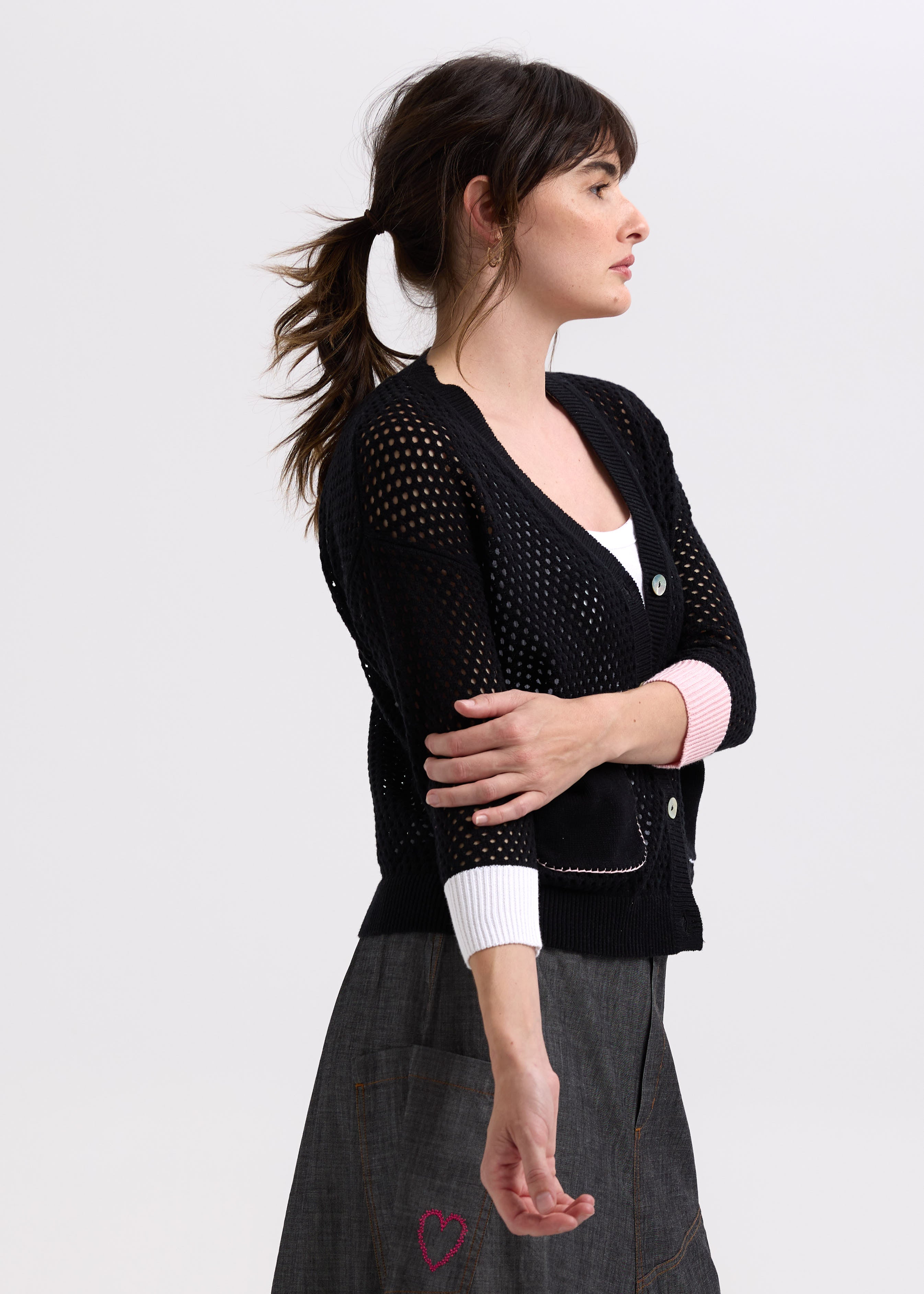 ZAKET & PLOVER - HOLEY CARDI - BLACK