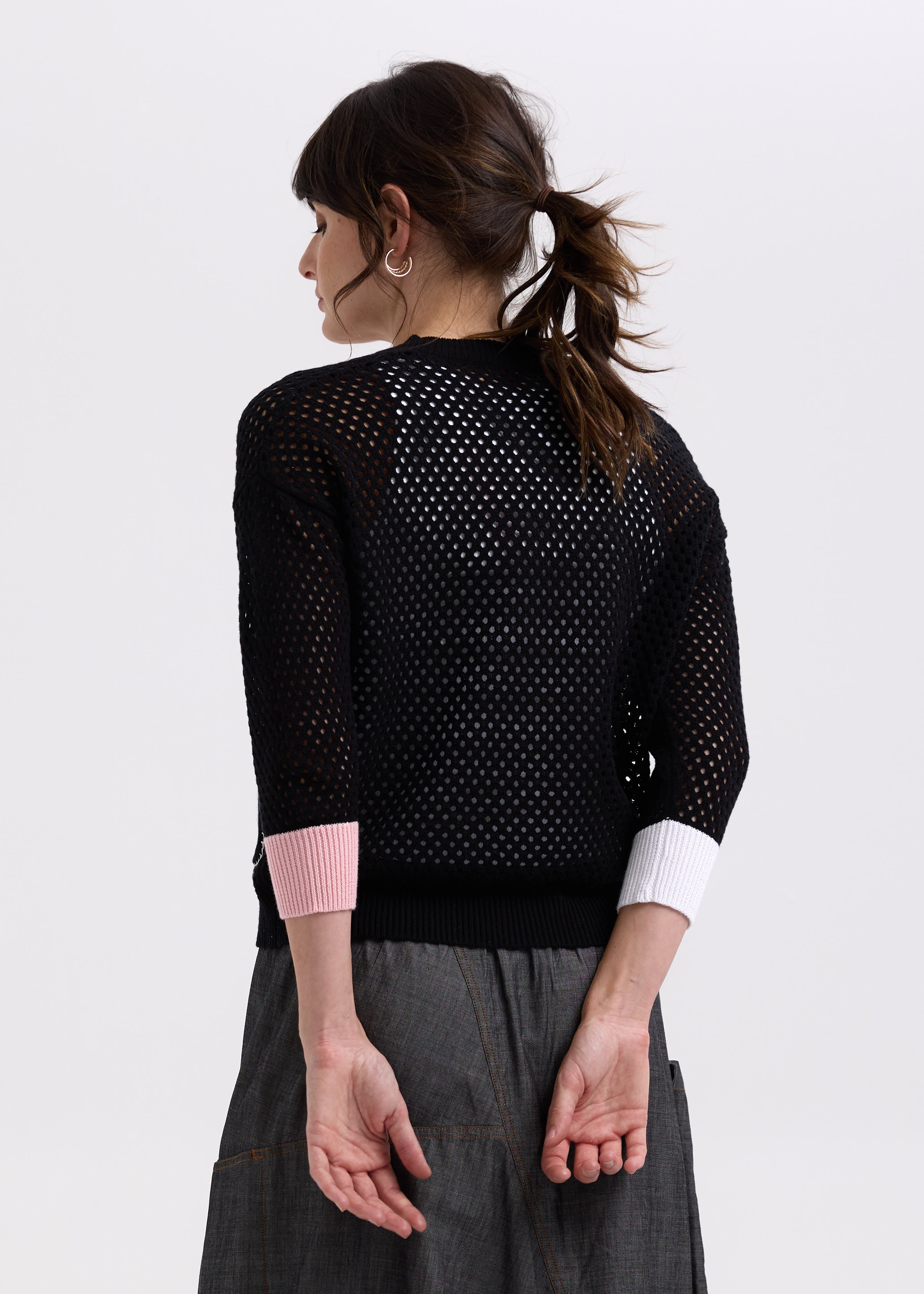 ZAKET & PLOVER - HOLEY CARDI - BLACK
