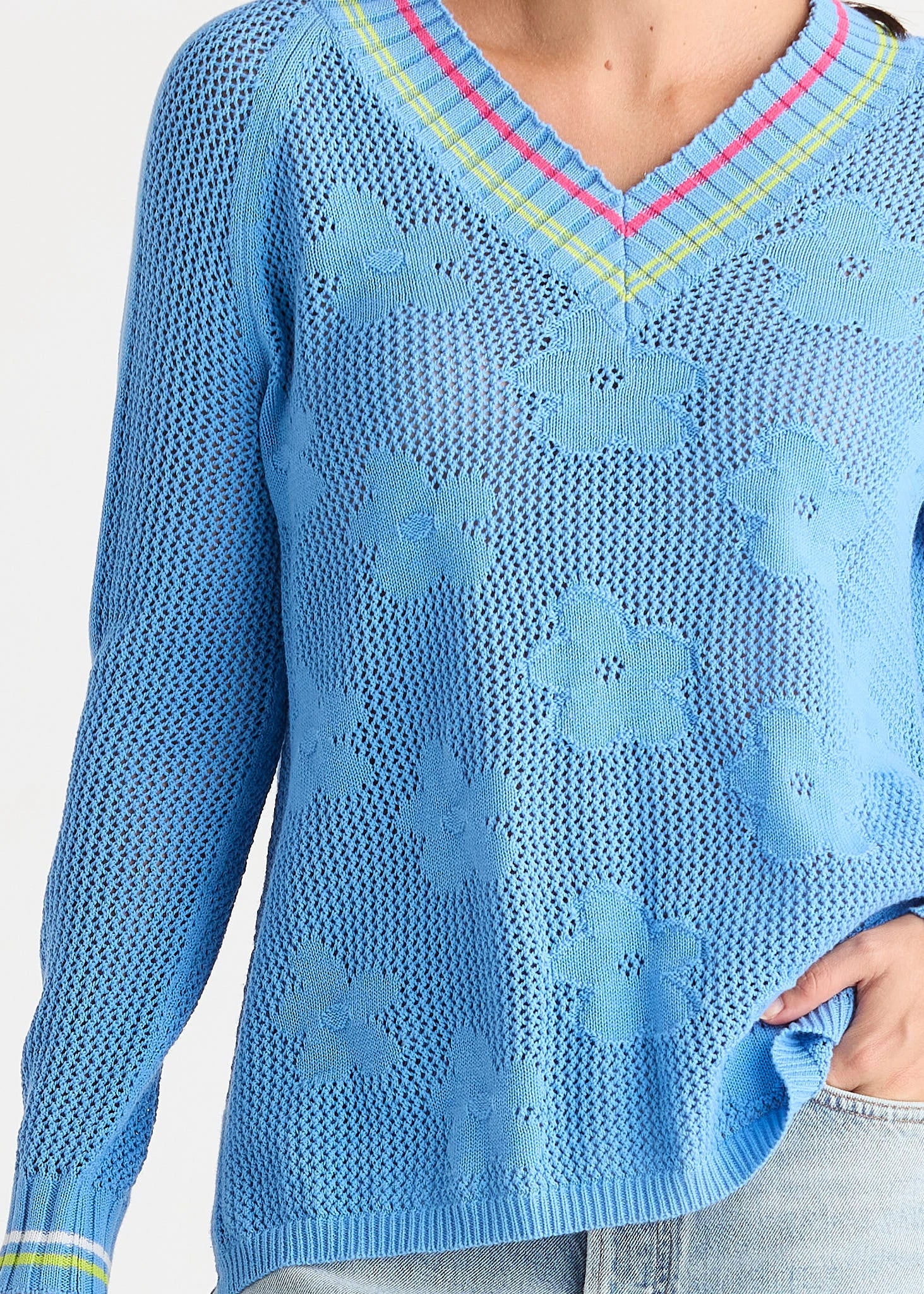 ZAKET & PLOVER - FLORAL POINTELLE VEE - CORNFLOWER
