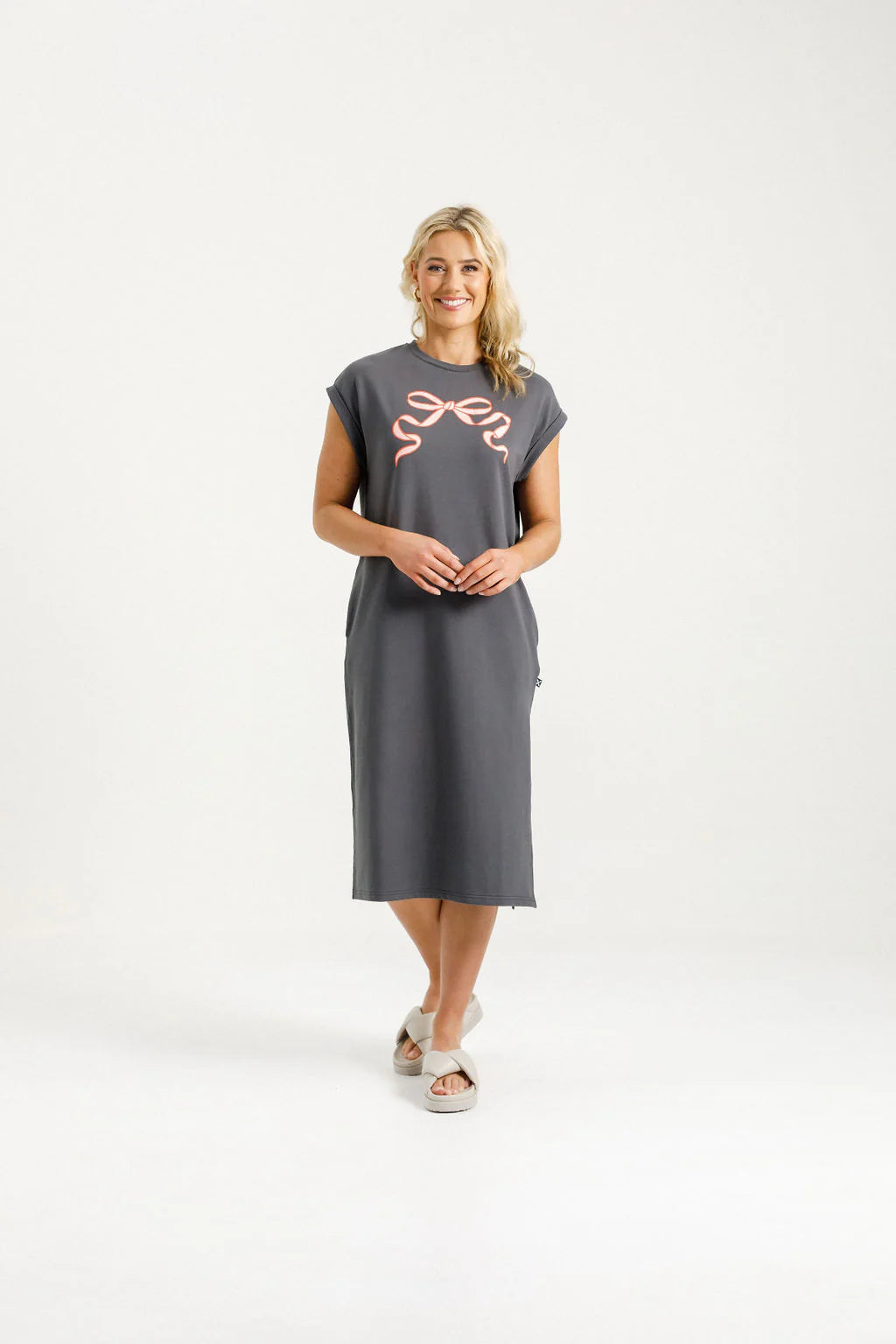 Homelee ADELE DRESS - GRAPHITE w BLOSSOM BERRY BOW