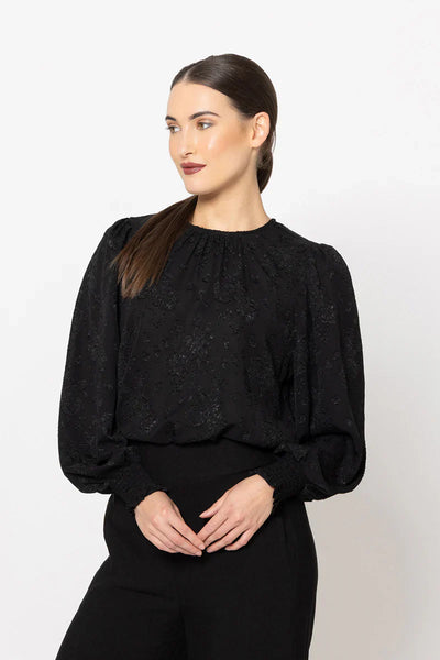 Seeking Lola - CHARISMA TOP - BLACK