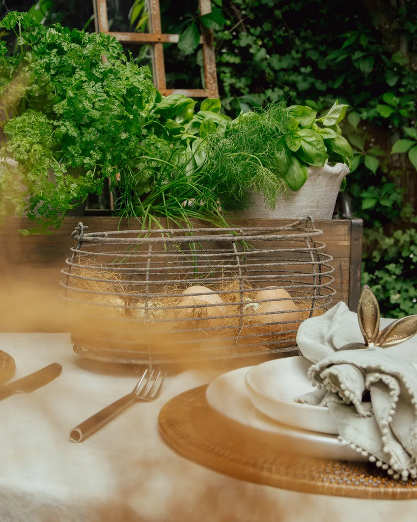French Country - WIRE OVAL EGG BASKET