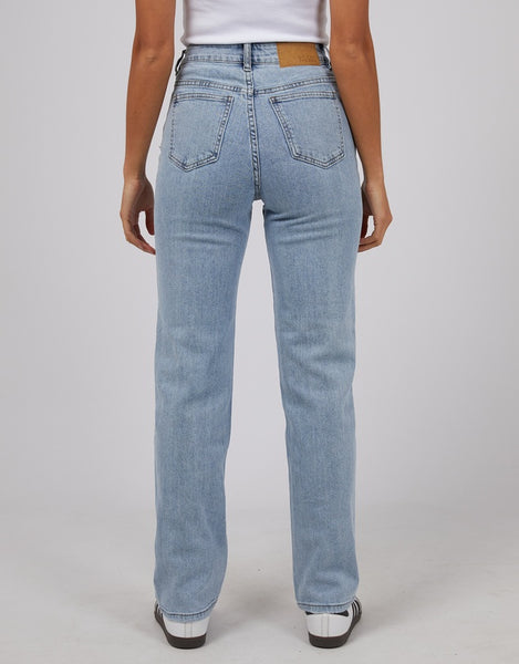 Silent Theory - MILA COMFORT STRAIGHT JEANS - LIGHT BLUE