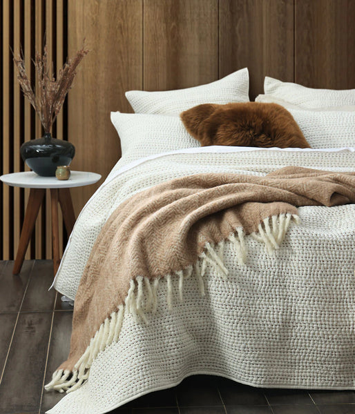 MM Linen LOOM CHALK COVERLET SET