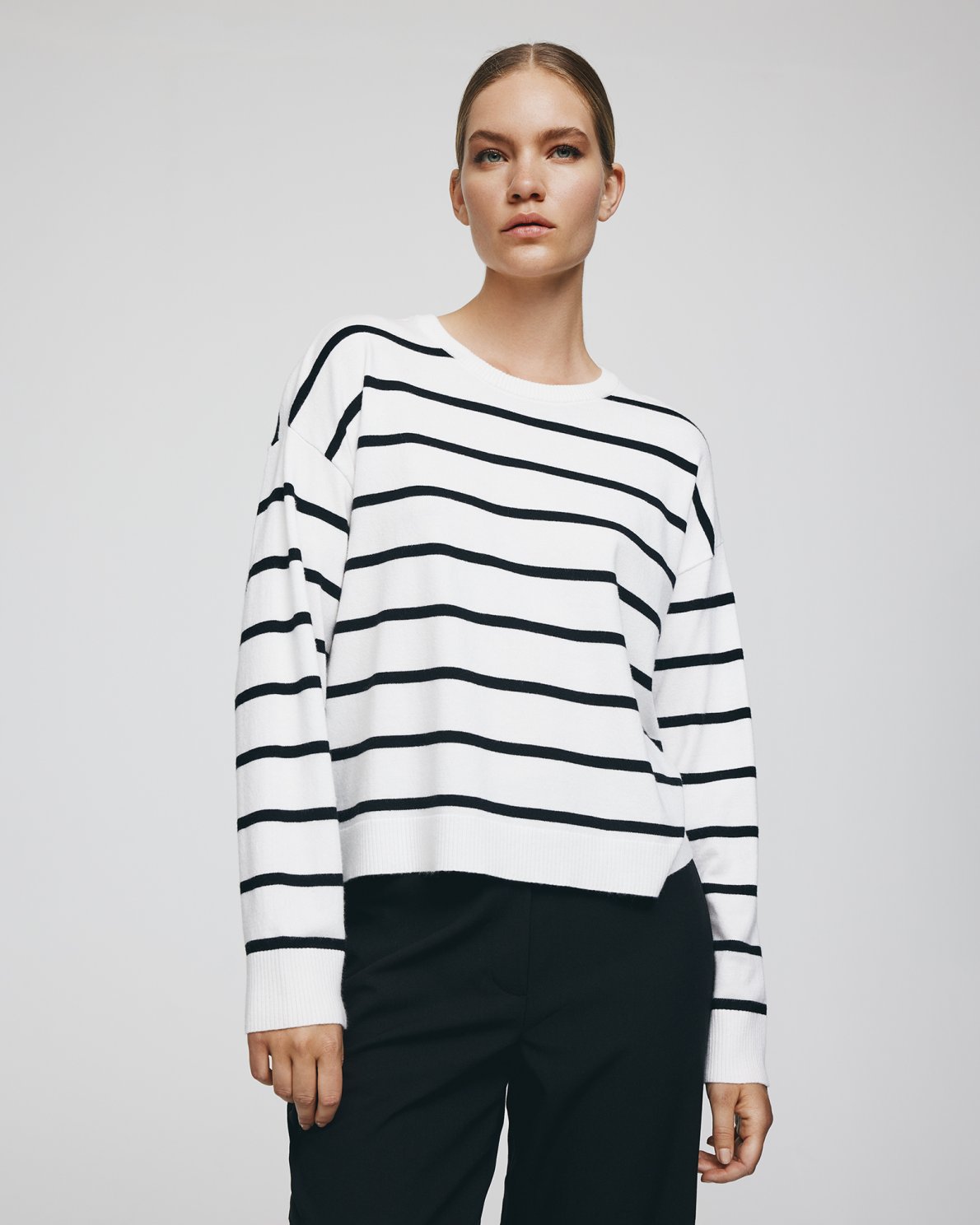 MSCH - MAURA RACHELLE V PULLOVER - ICE/BLACK STRIPE