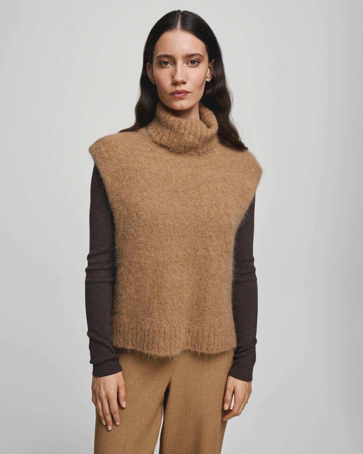 MSCH - THIRA SALMIA R VEST - TOASTED COCONUT