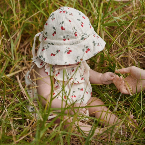 Nature Baby -  MUSLIN SUNHAT - STRAWBERRY BLUSH PRINT