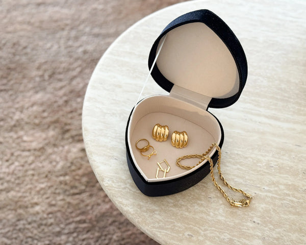 Le Forge - VELVET HEART JEWELLERY BOX - BLACK