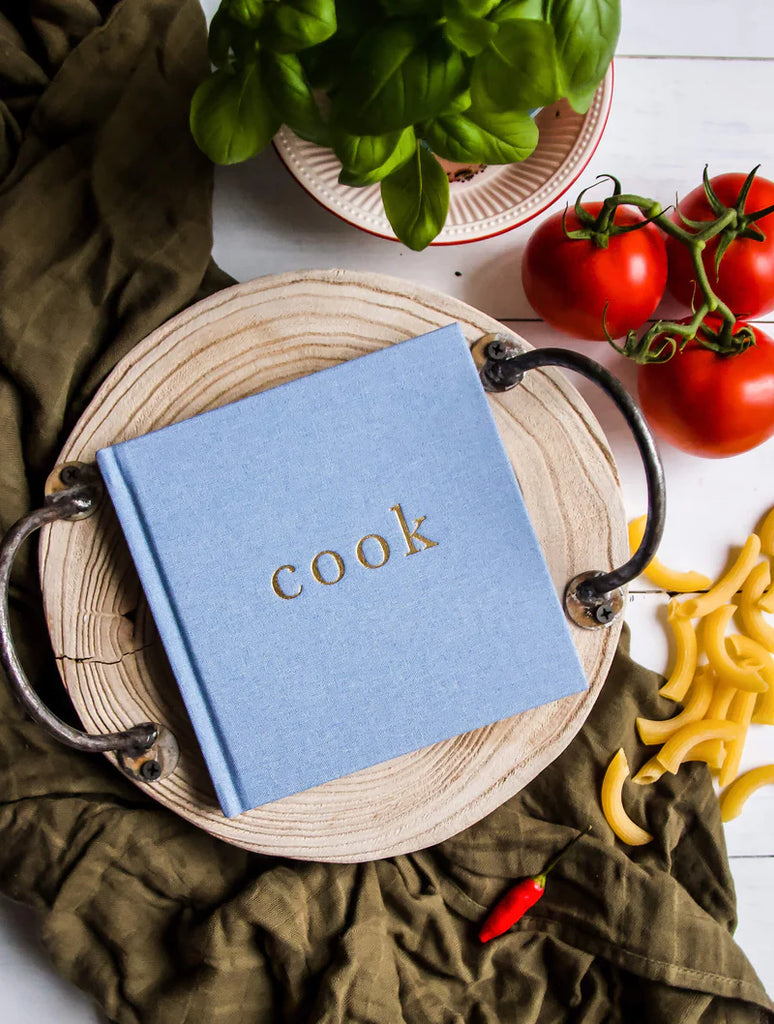 COOK. RECIPES TO COOK. VINTAGE BLUE